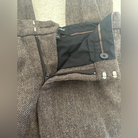 Banana Republic Pants - Picture 2 of 5